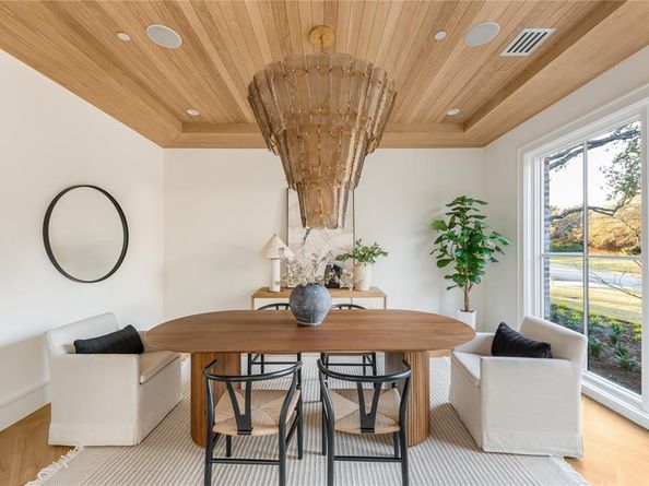 6016  Del Roy Drive , Dallas Texas 75230