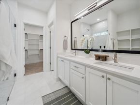 2925  Lasalle Street , Fort Worth Texas 76111