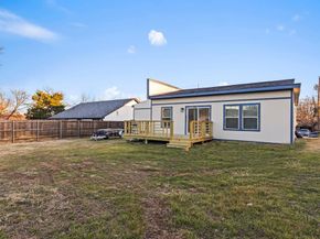 1207 E Russell Avenue , Carrollton Texas 75006