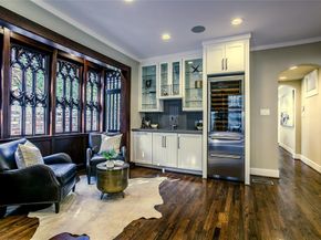 2916  Sale Street , Dallas Texas 75219