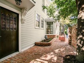 2916  Sale Street , Dallas Texas 75219