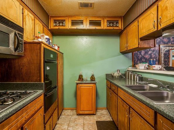 3900  Raphael Street , Fort Worth Texas 76119