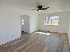 9009  Fairhaven Lane , Dallas Texas 75227