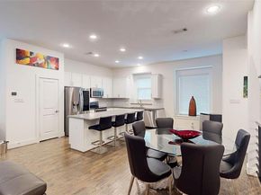 5811  Bryan Parkway  10, Dallas Texas 75206