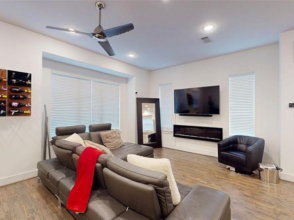 5811  Bryan Parkway  10, Dallas Texas 75206