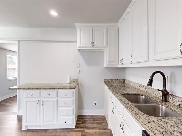 2667  Custer Drive , Dallas Texas 75216