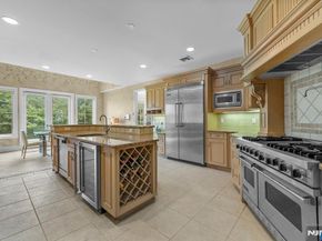 1 Euclid Road, Fort Lee NJ 07024