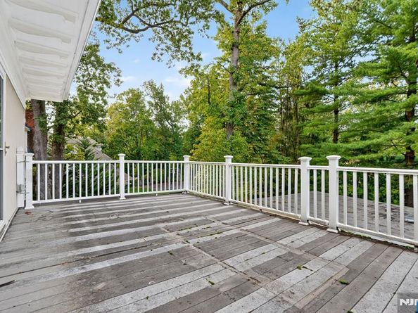 285 Maple Street, Englewood NJ 07631