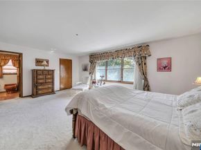 468 Morse Avenue, Ridgefield NJ 07657