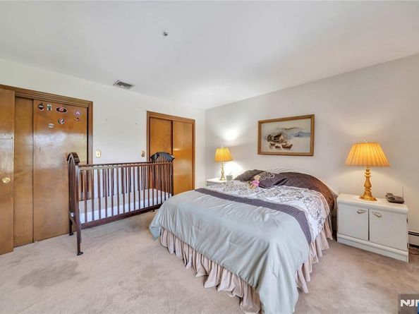 468 Morse Avenue, Ridgefield NJ 07657