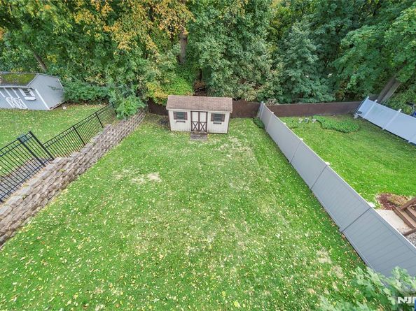 468 Morse Avenue, Ridgefield NJ 07657