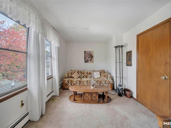 468 Morse Avenue, Ridgefield NJ 07657