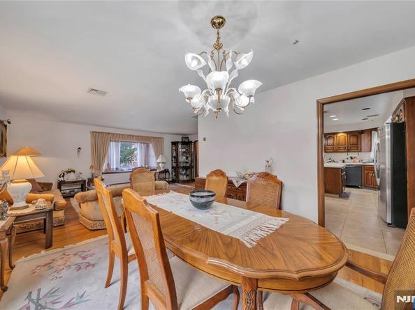 468 Morse Avenue, Ridgefield NJ 07657