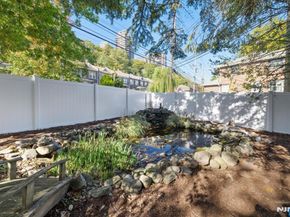 46 Garden Place, Edgewater NJ 07020