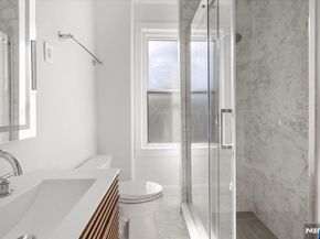 46 Garden Place, Edgewater NJ 07020