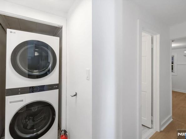 46 Garden Place, Edgewater NJ 07020