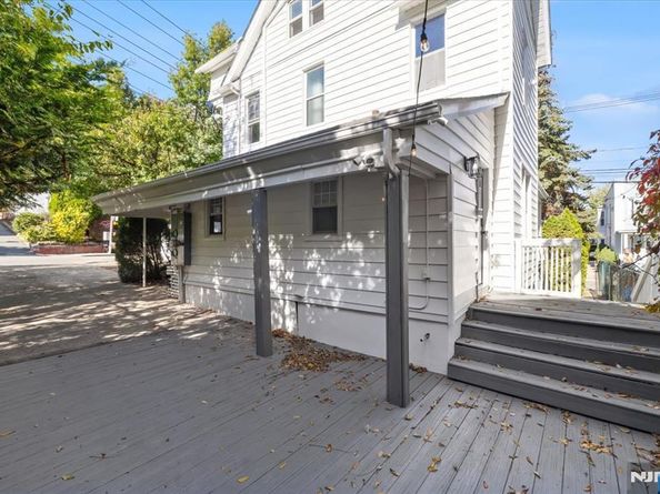 46 Garden Place, Edgewater NJ 07020