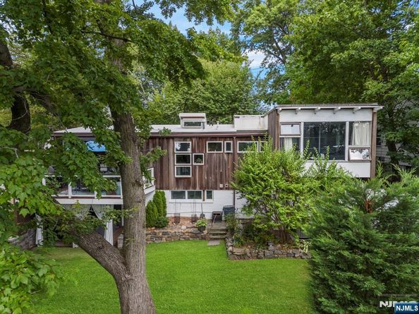 636 Jones Road, Englewood NJ 07631