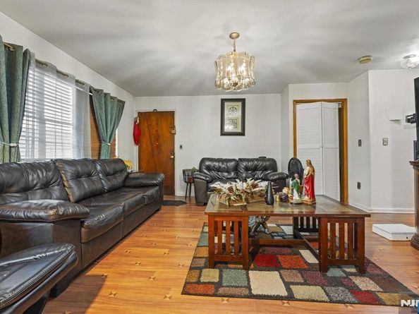 419 16th Street, Union City NJ 07087