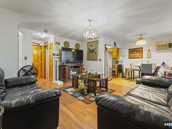 419 16th Street, Union City NJ 07087