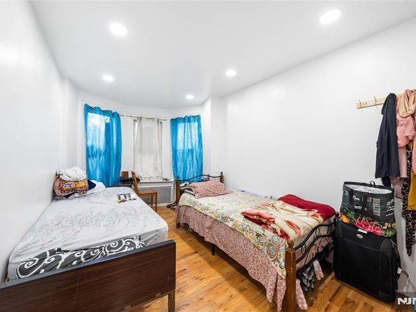 477 Mercer Street, Jersey City NJ 07306