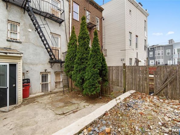 477 Mercer Street, Jersey City NJ 07306