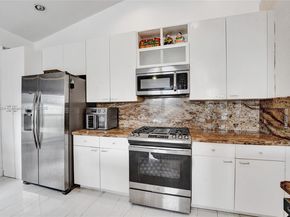 1947 NW 130th Ave, Pembroke Pines FL 33028