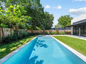 412 NW 47th St, Miami FL 33127