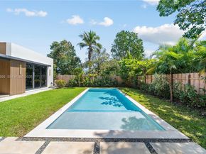 412 NW 47th St, Miami FL 33127