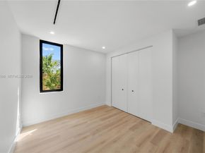 412 NW 47th St, Miami FL 33127