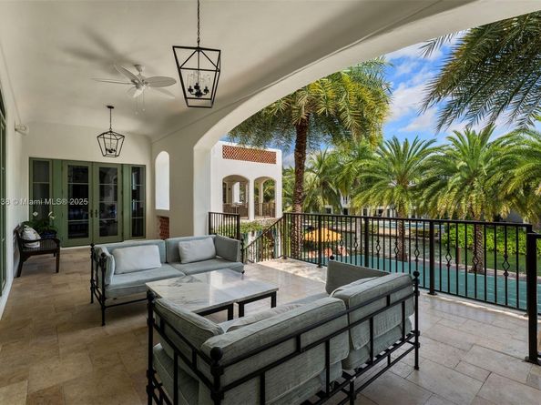 3305 S Moorings Way, Miami FL 33133