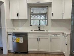 15200 SW 109 ave, Miami FL 33157