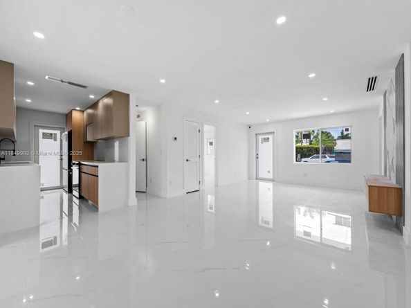 1007 Citrus Isle, Fort Lauderdale FL 33315