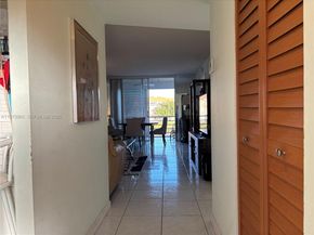 9900 Sunrise Lakes Blvd 210, Sunrise FL 33322