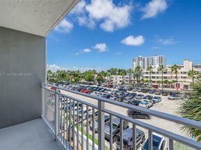 2642 Collins Ave 306, Miami Beach FL 33140