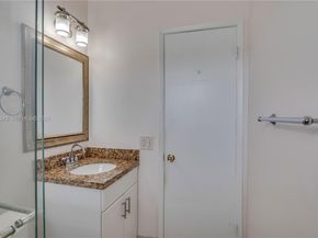 7401 Pines Blvd 221, Pembroke Pines FL 33024