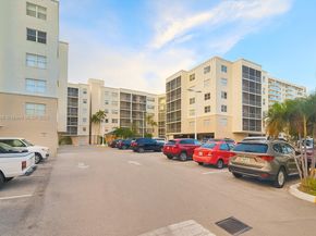 2821 N Miami Beach Blvd 5O, North Miami Beach FL 33160