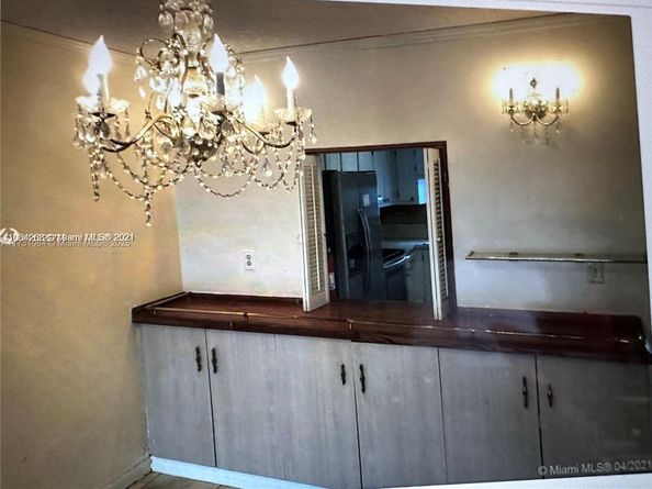 411 S Hollybrook Dr 308, Pembroke Pines FL 33025
