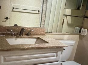 411 S Hollybrook Dr 308, Pembroke Pines FL 33025