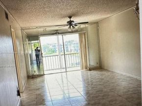 411 S Hollybrook Dr 308, Pembroke Pines FL 33025