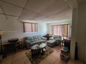 2271 NW 188th Ter, Miami Gardens FL 33056