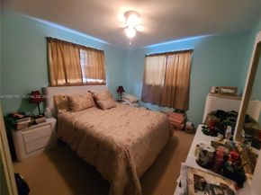 2271 NW 188th Ter, Miami Gardens FL 33056