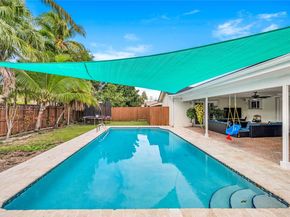 15930 SW 90th Ave, Palmetto Bay FL 33157