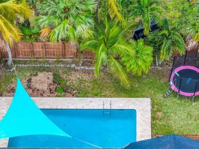 15930 SW 90th Ave, Palmetto Bay FL 33157