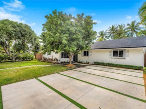15930 SW 90th Ave, Palmetto Bay FL 33157