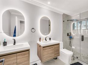 15930 SW 90th Ave, Palmetto Bay FL 33157