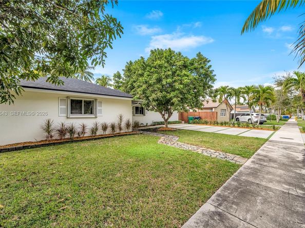 15930 SW 90th Ave, Palmetto Bay FL 33157