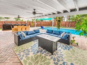 15930 SW 90th Ave, Palmetto Bay FL 33157