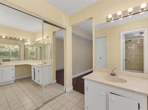 3545 Magellan Cir 3515, Aventura FL 33180