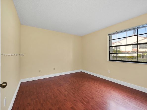3545 Magellan Cir 3515, Aventura FL 33180